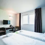 Utopia - Art & Nature Hotel Mons