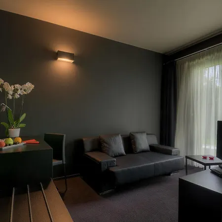 Hotel Utopia - Art & Nature Mons (Bergen)
