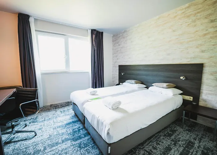 Utopia - Art & Nature 蒙斯